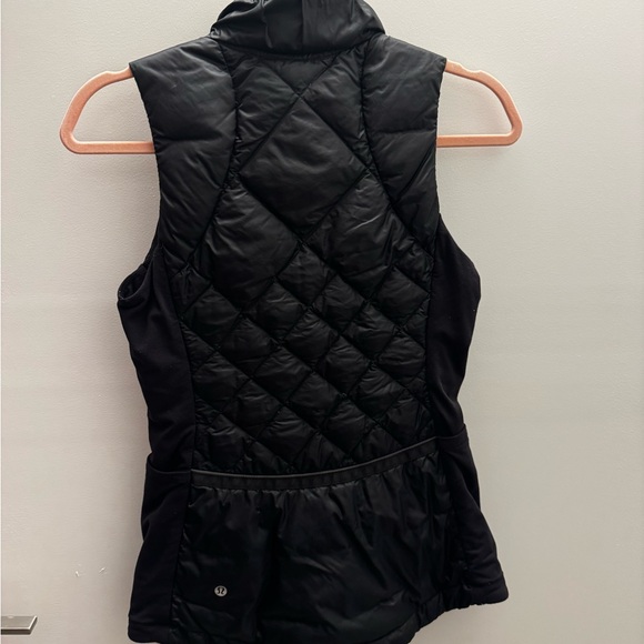 Women's Lululemon Vest - Picture 7 of 8